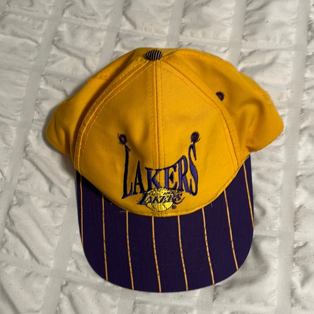 Vintage 90’s lakers hat
